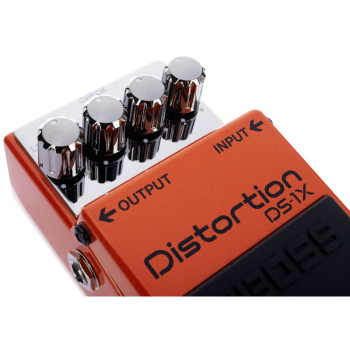 Boss ds1x distorsore...